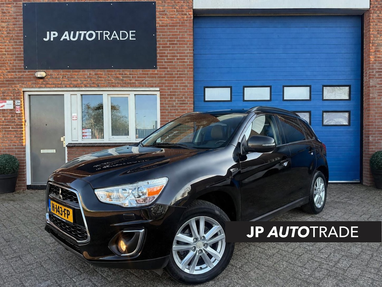 Mitsubishi ASX - 1.6 Invite+ | Pano | Navi | Led | Stoelverwarming - AutoWereld.nl