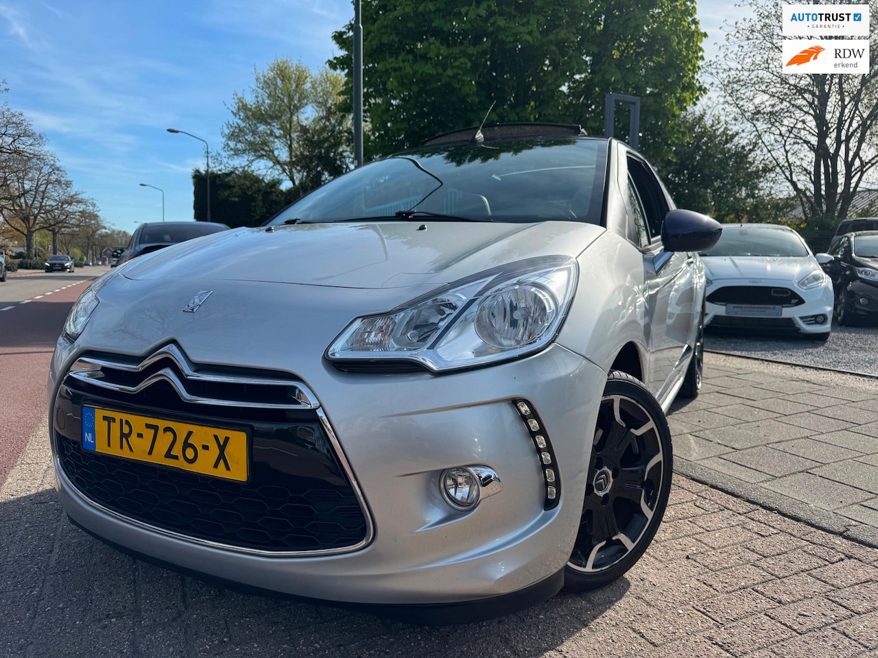 Citroën DS3 Cabrio - 1.6 THP Sport Chic Clima Navi Lmv Cruise - AutoWereld.nl