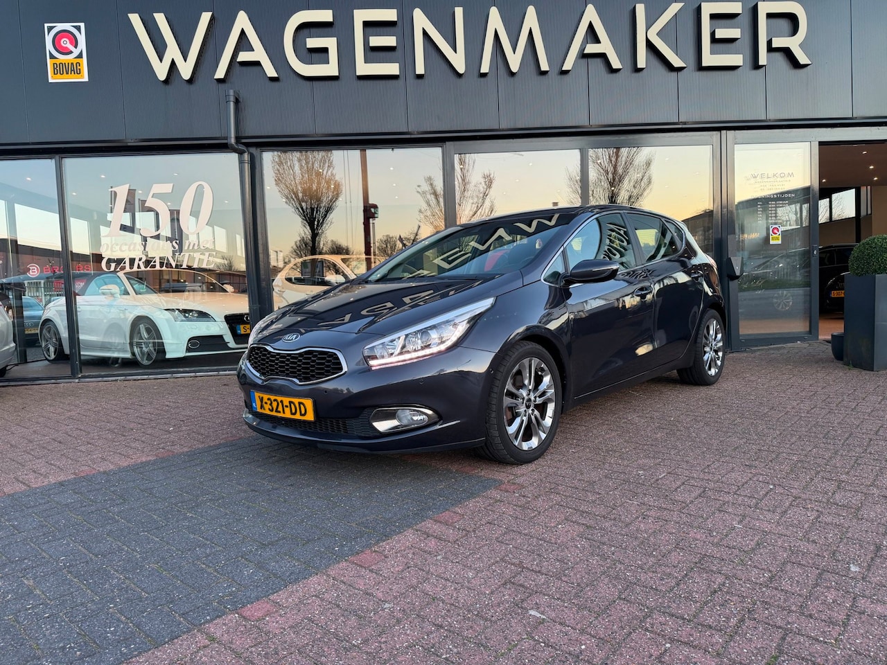 Kia Cee'd - 1.6 GDI Super Pack Clima|Cruise|NAV|Stoel/Stuur vw - AutoWereld.nl