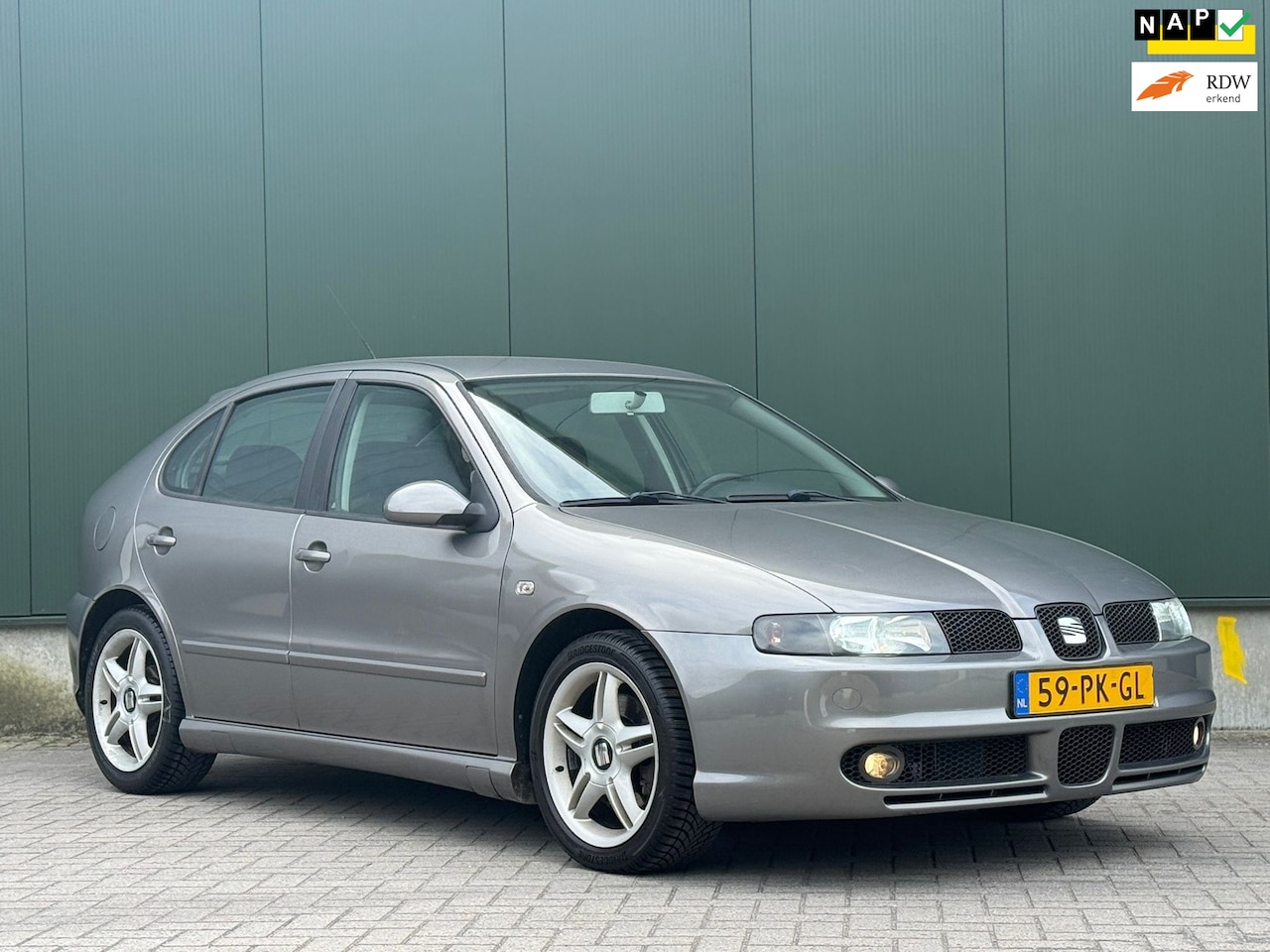 SEAT Leon - Topstaat 1.8-20VT Topsport 180PK | 2e Eigenaar | - AutoWereld.nl