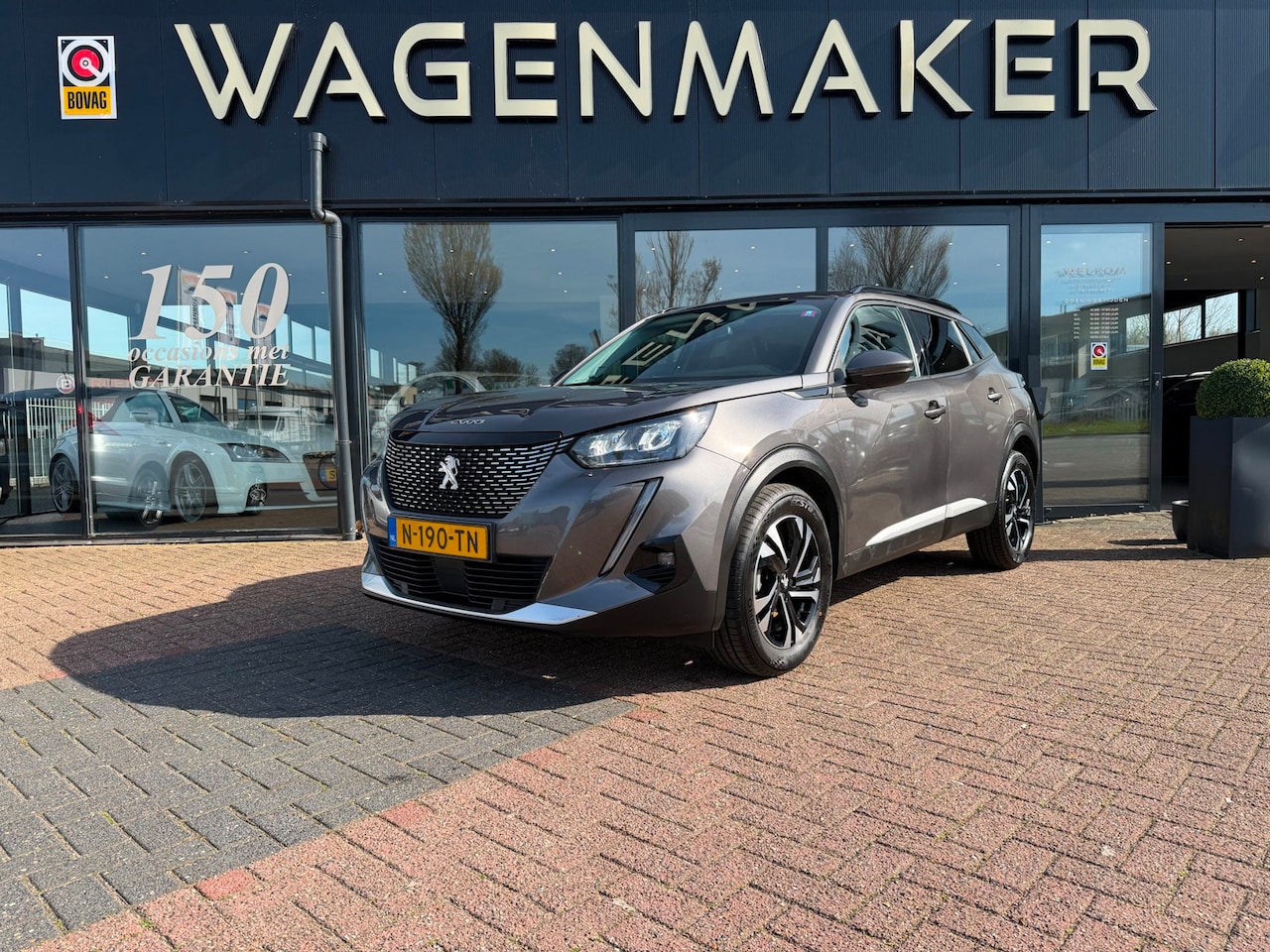 Peugeot 2008 - 1.2 PureTech Allure Pack AUT|Cruise|NAVI|CAM - AutoWereld.nl