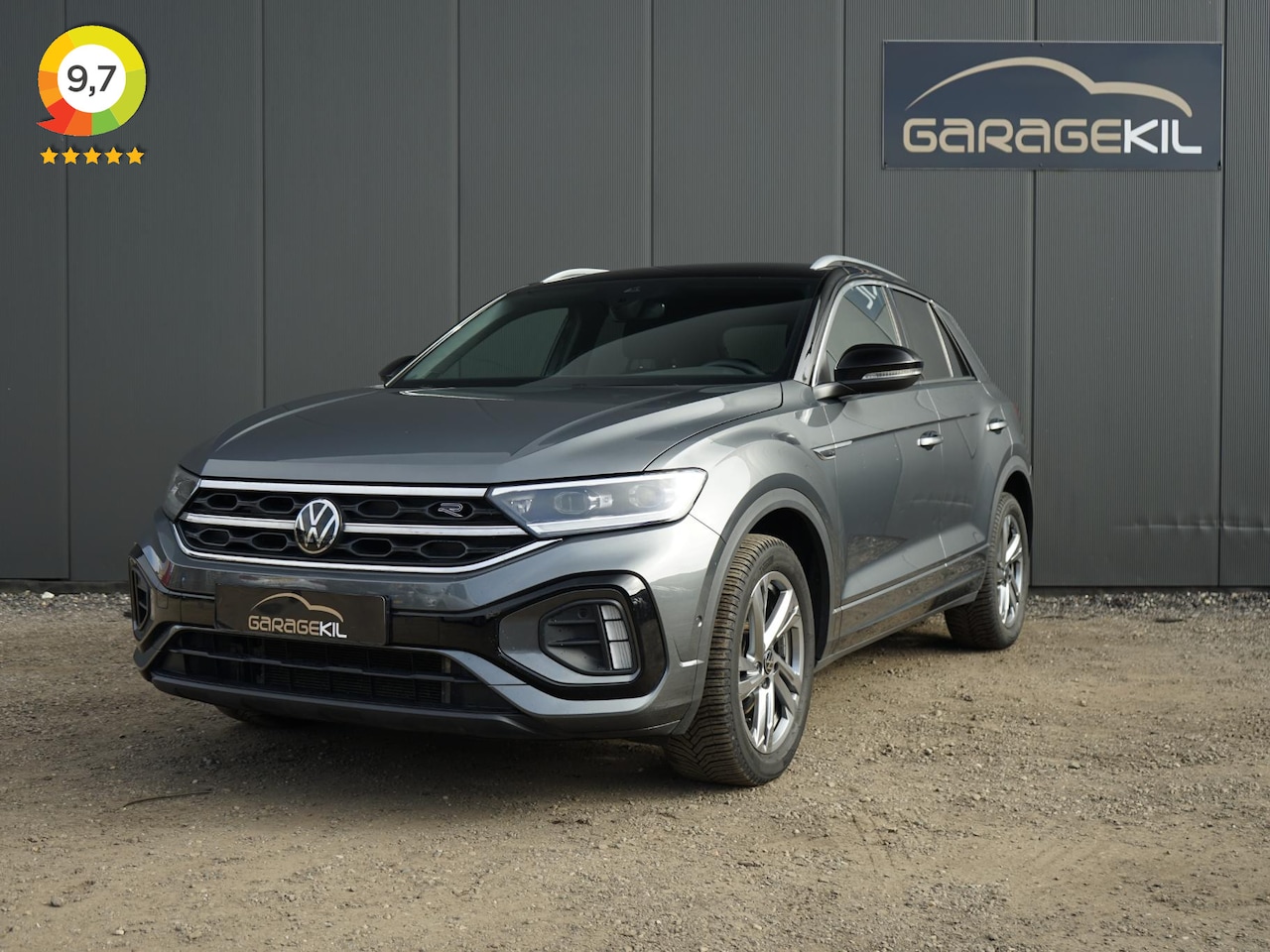 Volkswagen T-Roc - 1.0 TSI R-Line Business+ Dealer onderh. / 1ste eigenaar / Camera / Massage / Privacy glass - AutoWereld.nl
