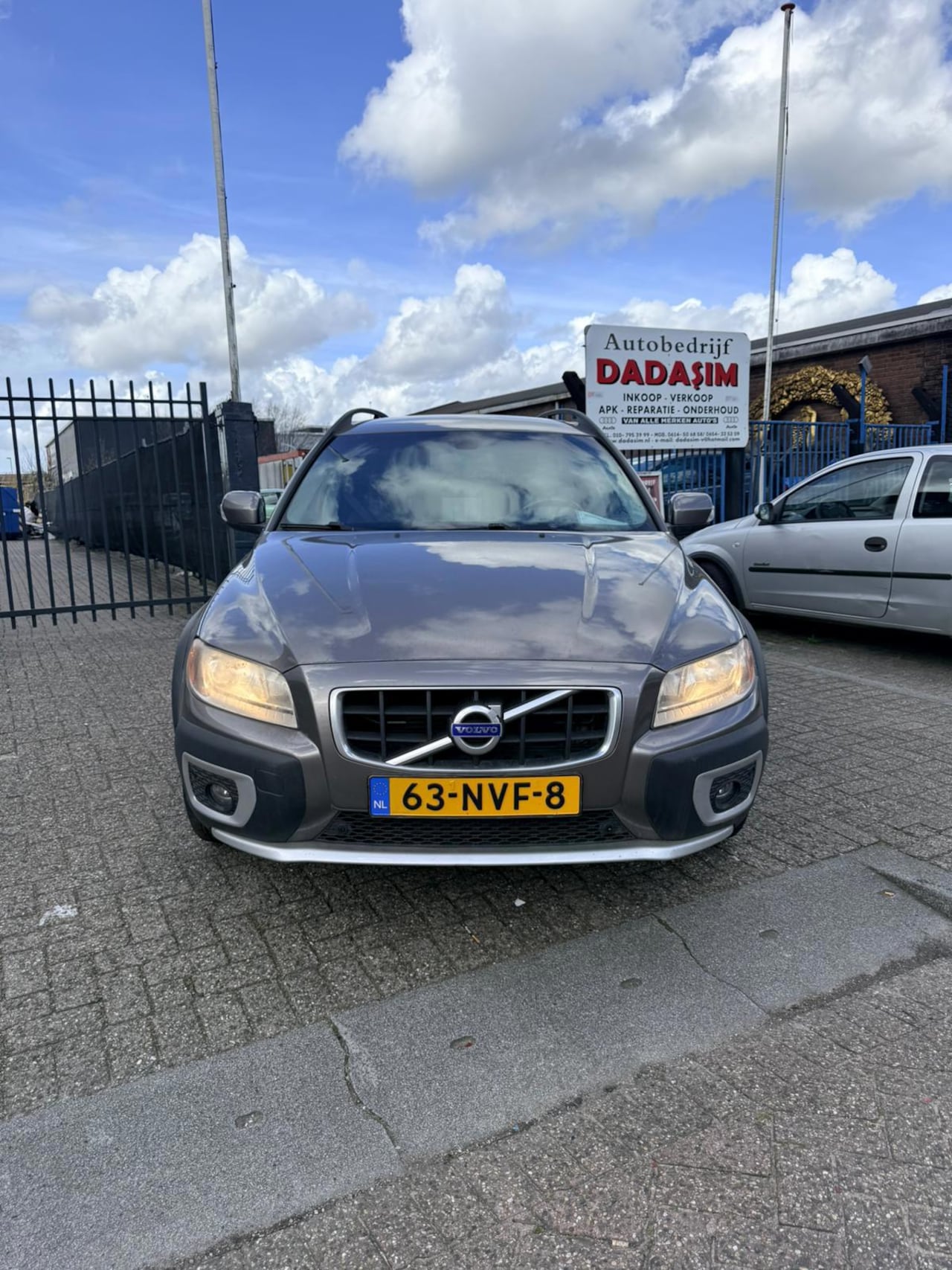 VOLVO XC70