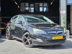Opel Astra - 1.6 Sport|Cruise|2e eig|NAP|Airco|Bluetooth|NAVI