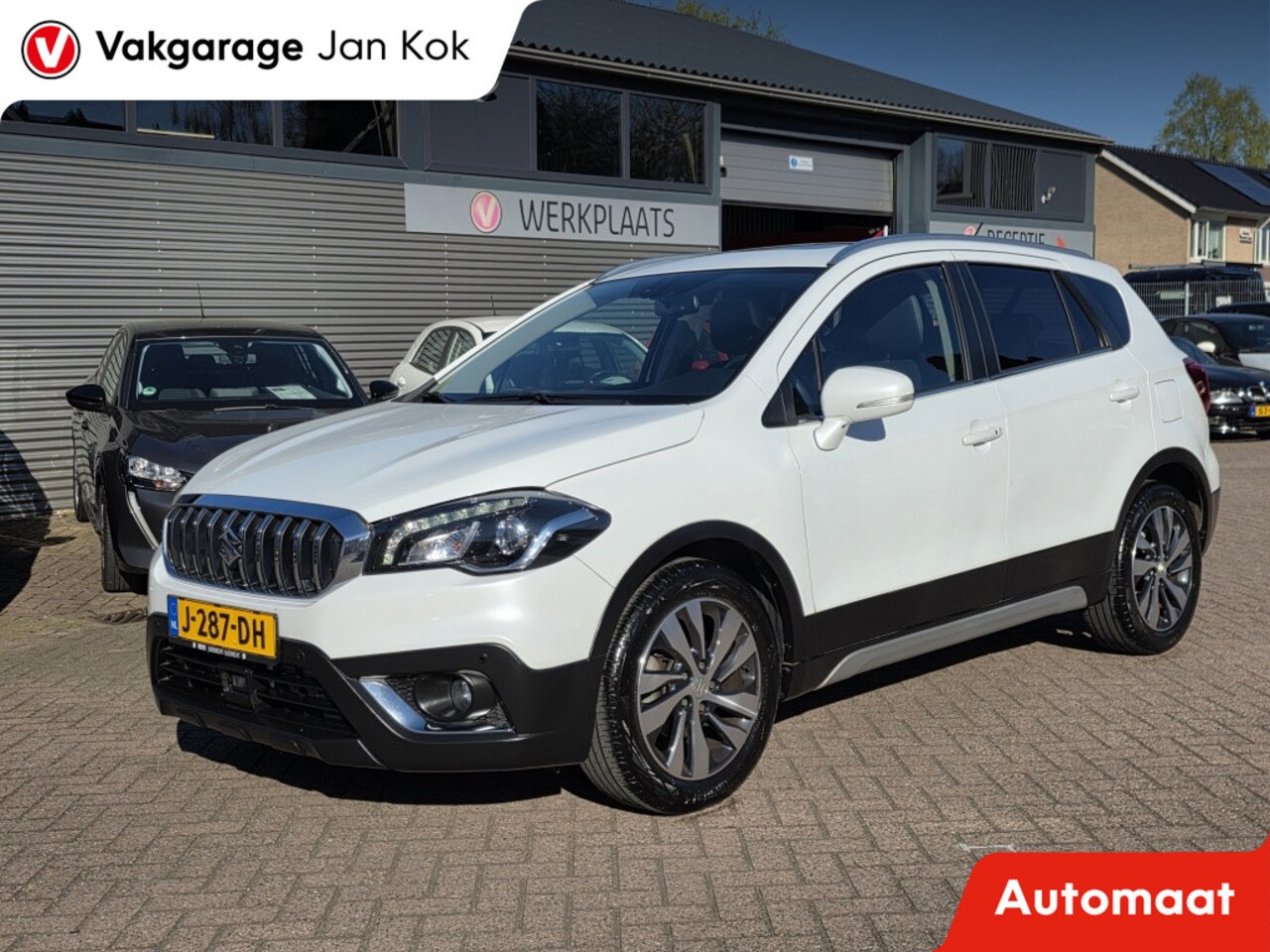 Suzuki S-Cross - 1.4 B.jet Stijl, leder interieur, panoramadak. Trekhaak. - AutoWereld.nl