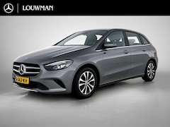 Mercedes-Benz B-klasse - 200 Business Solution Plus | Trekhaak | Cruise Control | Inclusief 24 maanden MB Certified