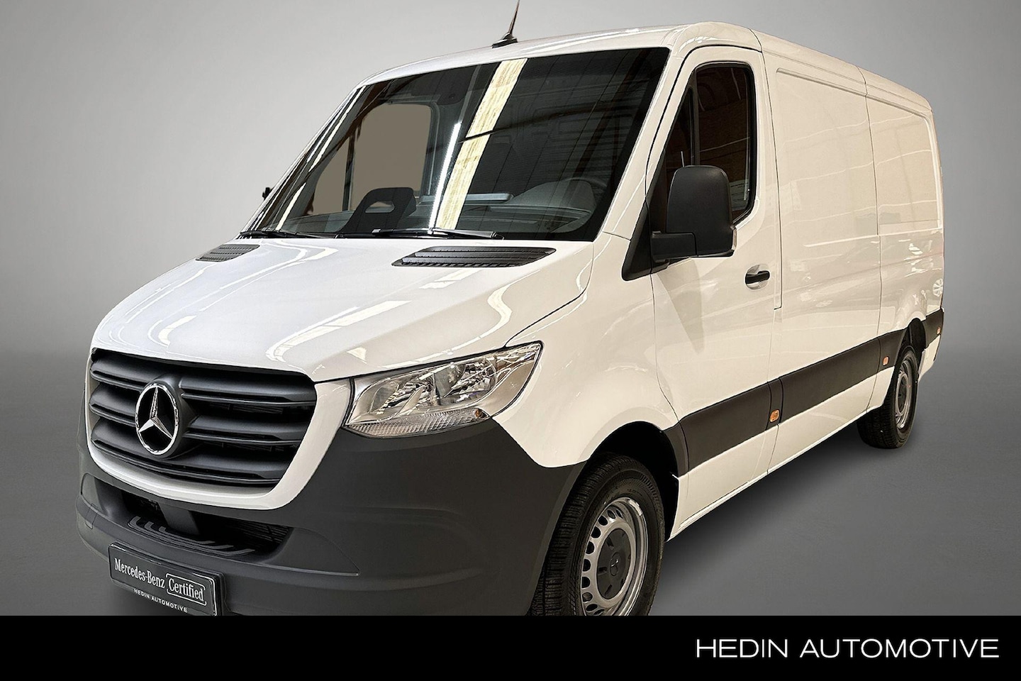 Mercedes-Benz Sprinter - 315 Diesel L2 Automaat RWD Pro | Smartphone Integratie Pakket | Geveerde Comfort Bestuurde - AutoWereld.nl