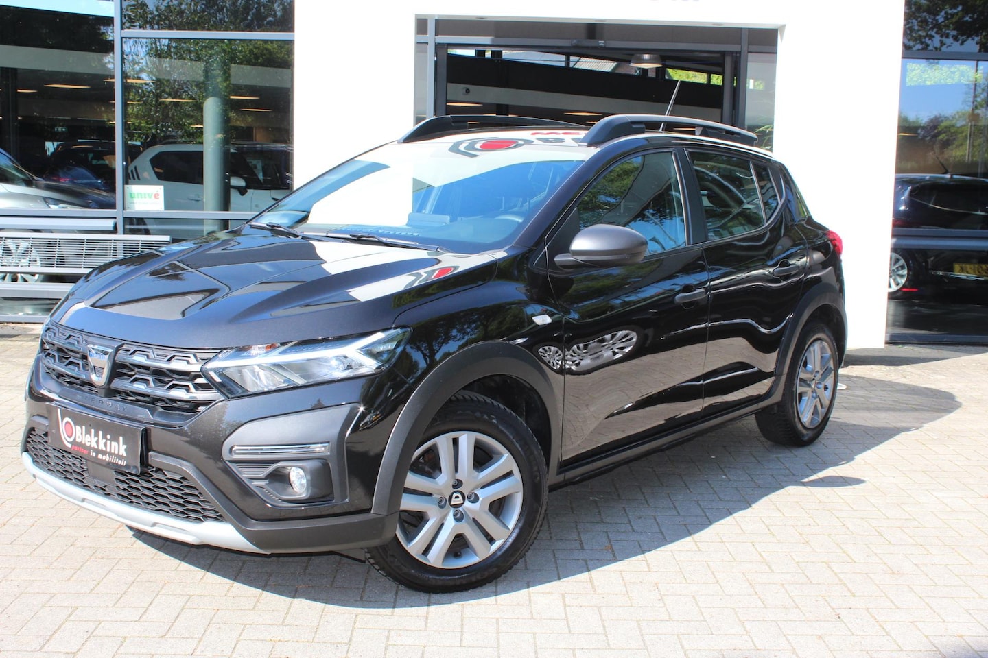 Dacia Sandero Stepway - TCE 90 Essential Trekhaak Dacia Sandero Stepway 1.0 TCe 90 Essential - AutoWereld.nl