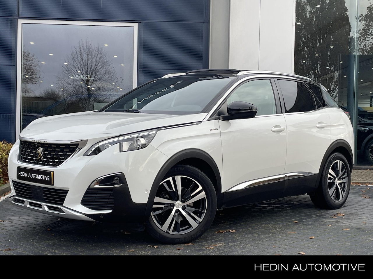 Peugeot 3008 - 130PK GT line | Leder | Schuifdak | Elek achterklep | Afn Trekhaak - AutoWereld.nl
