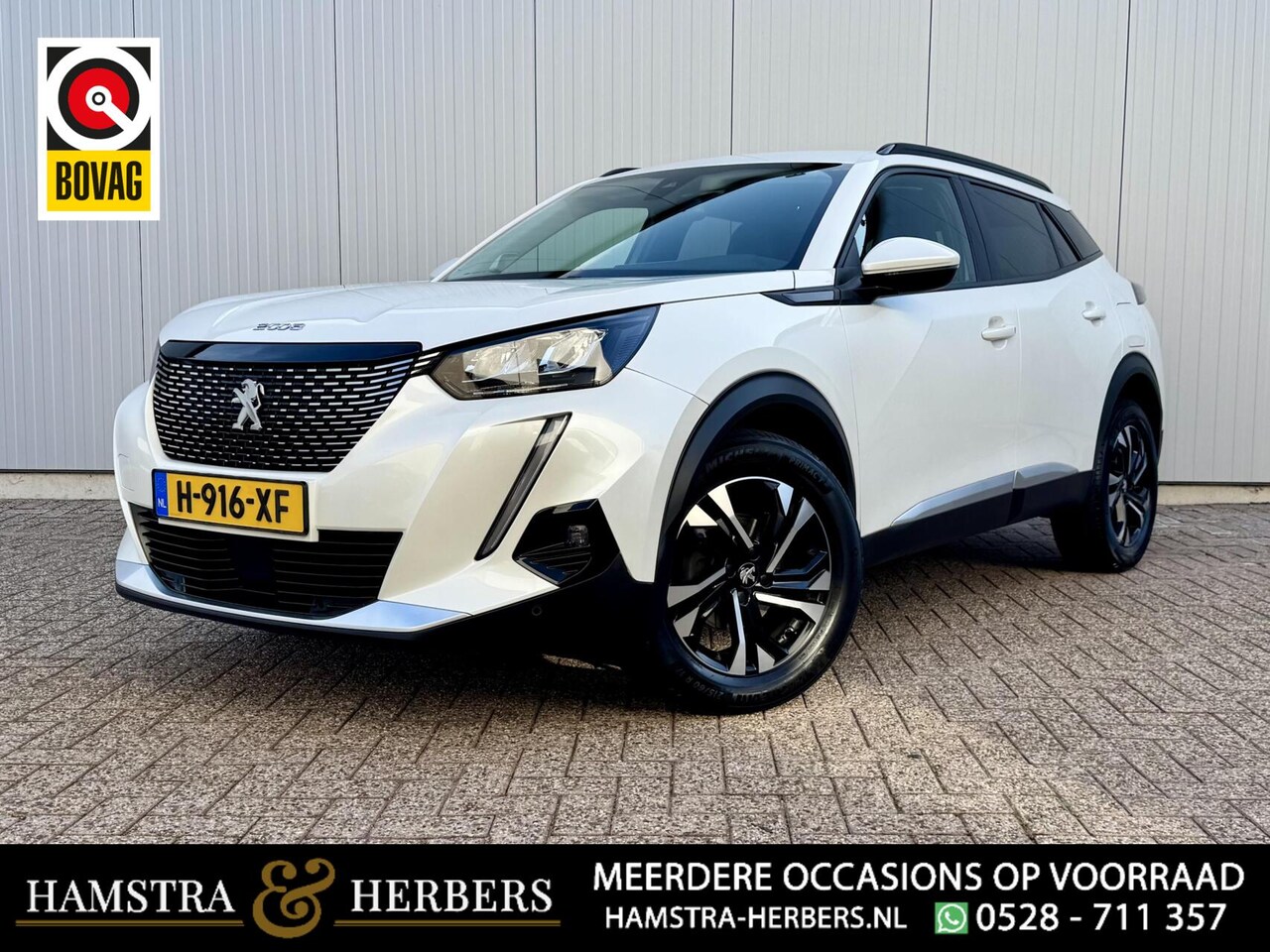 Peugeot 2008 - automaat 1.2 PureTech Blue Lease Allure wit - AutoWereld.nl