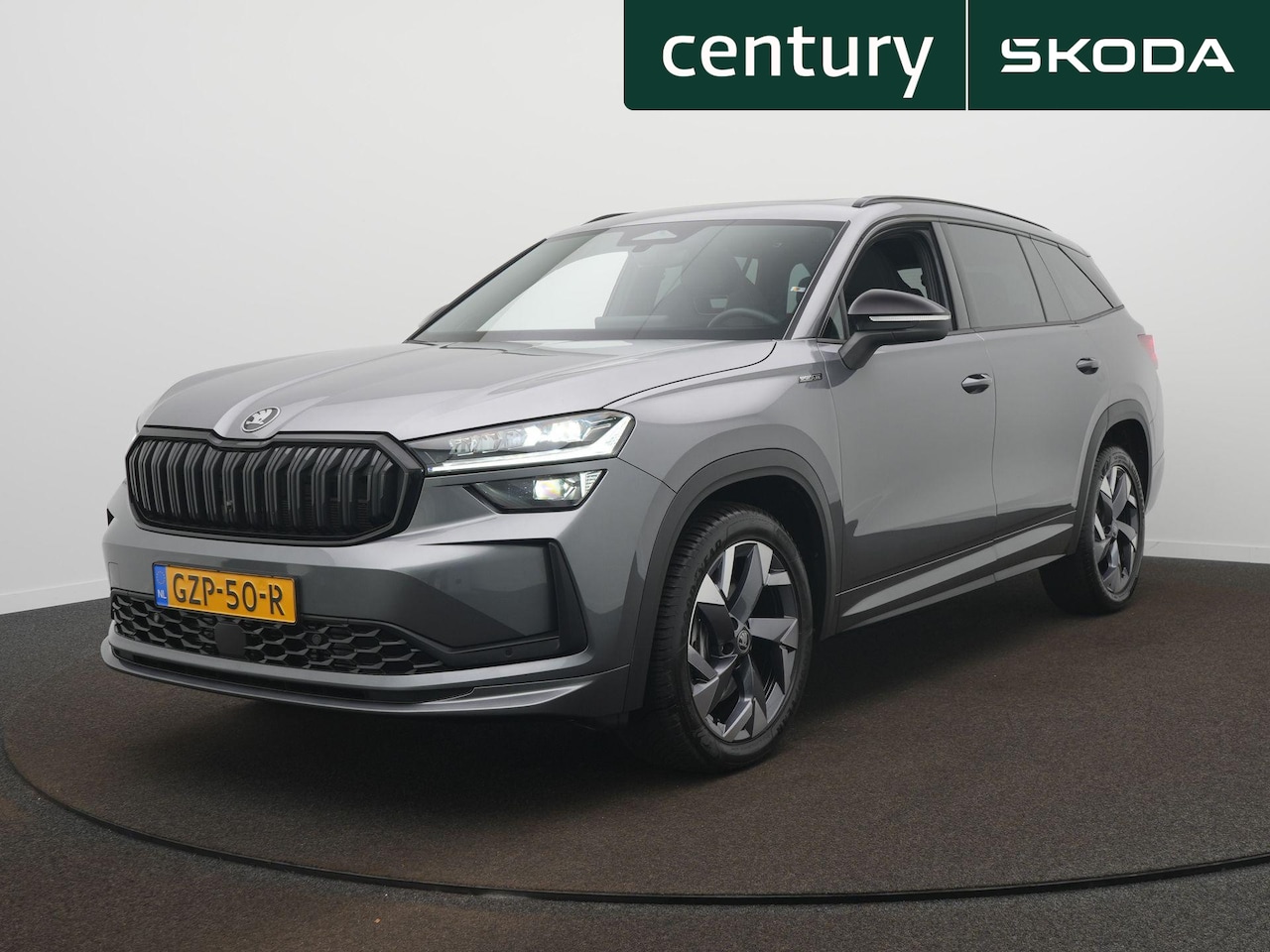 Skoda Kodiaq - 1.5 TSI 150Pk Automaat MHEV Sportline Business 7p Trekhaak - Panoramadak - Navigatie - Cam - AutoWereld.nl