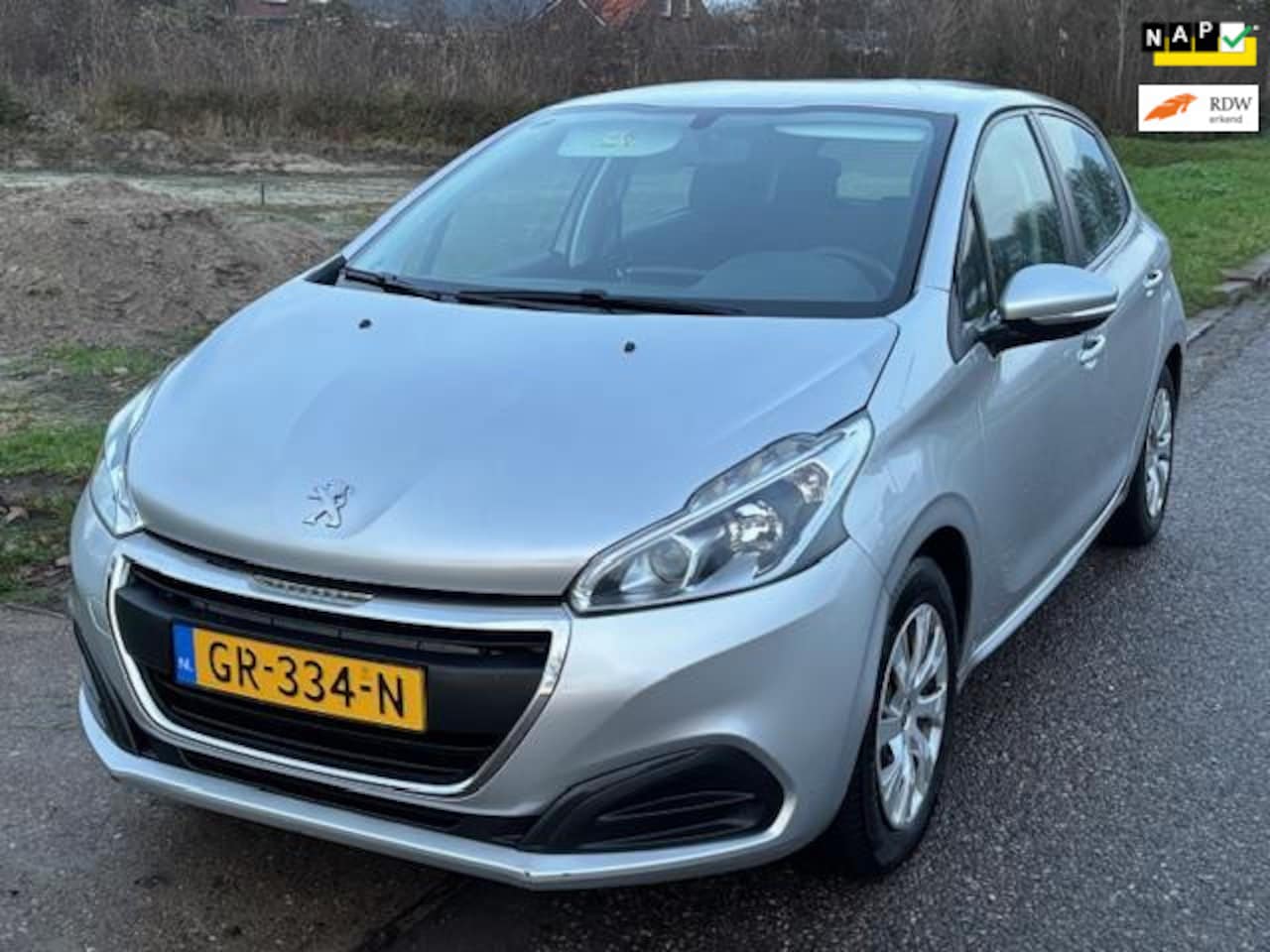 Peugeot 208 - 1.2 PureTech Active 5-Drs Airco Audio/Bluetooth Multimedia ESP ABS Cruisecontrol LED Trekh - AutoWereld.nl