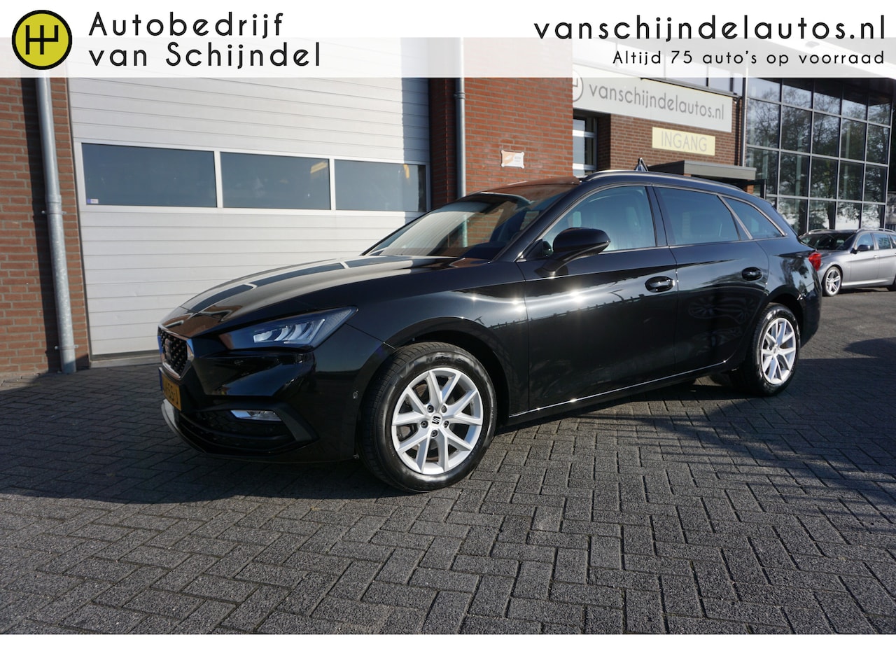 SEAT Leon Sportstourer - 1.5 eTSI 150PK AUTOMAAT STYLE CAMERA ANDROID-APPLECARPLAY(NAVI) STOEL+STUURVERWARMING PDC - AutoWereld.nl