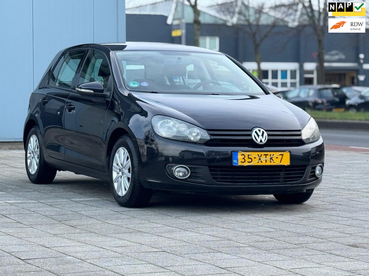 Volkswagen Golf - 1.2 TSI Trend Edition BlueMotion.2 de eigenaar/Cruise Control/Trekhaak/car play - AutoWereld.nl