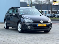 Volkswagen Golf - 1.2 TSI Trend Edition BlueMotion.2 de eigenaar/Cruise Control/Trekhaak/car play