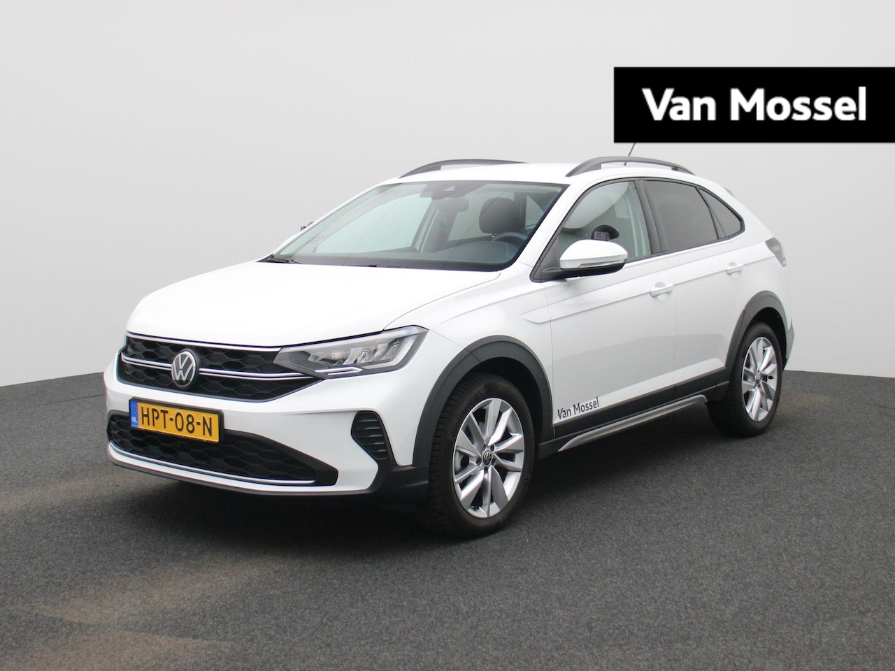 Volkswagen Taigo - 1.0 TSI Life Edition 95 PK| Origineel Nederlands | 1e Eigenaar | Parkeersensoren Achter | - AutoWereld.nl