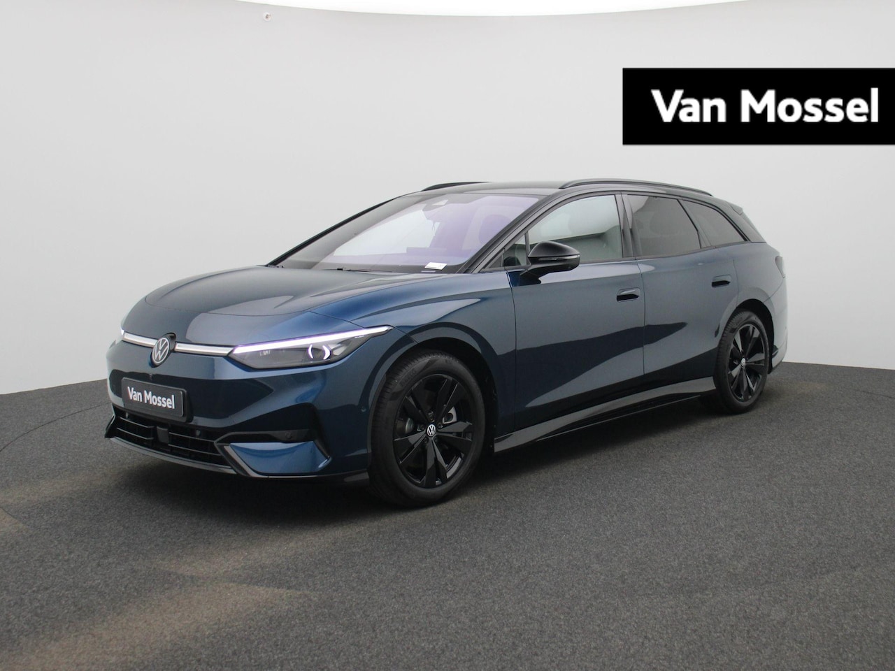 Volkswagen ID.7 Tourer - Pro Limited Edition 77 kWh 286 PK | Black Style | Apple Carplay | Navigatie | Head-up disp - AutoWereld.nl