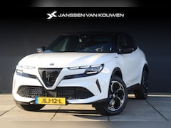 Alfa Romeo Junior - 1.2 Turbo Hybrid Ibrida Speciale / Direct leverbaar / Sportpack / Panoramadak