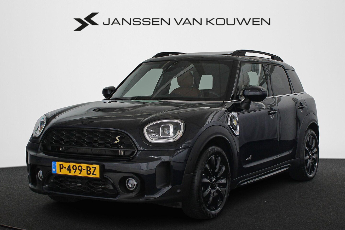 MINI Countryman - Mini 1.5 Cooper S E ALL4 Chili Pano Lederen Sportstoelen Stoelverwarming Camera Head-Up - AutoWereld.nl