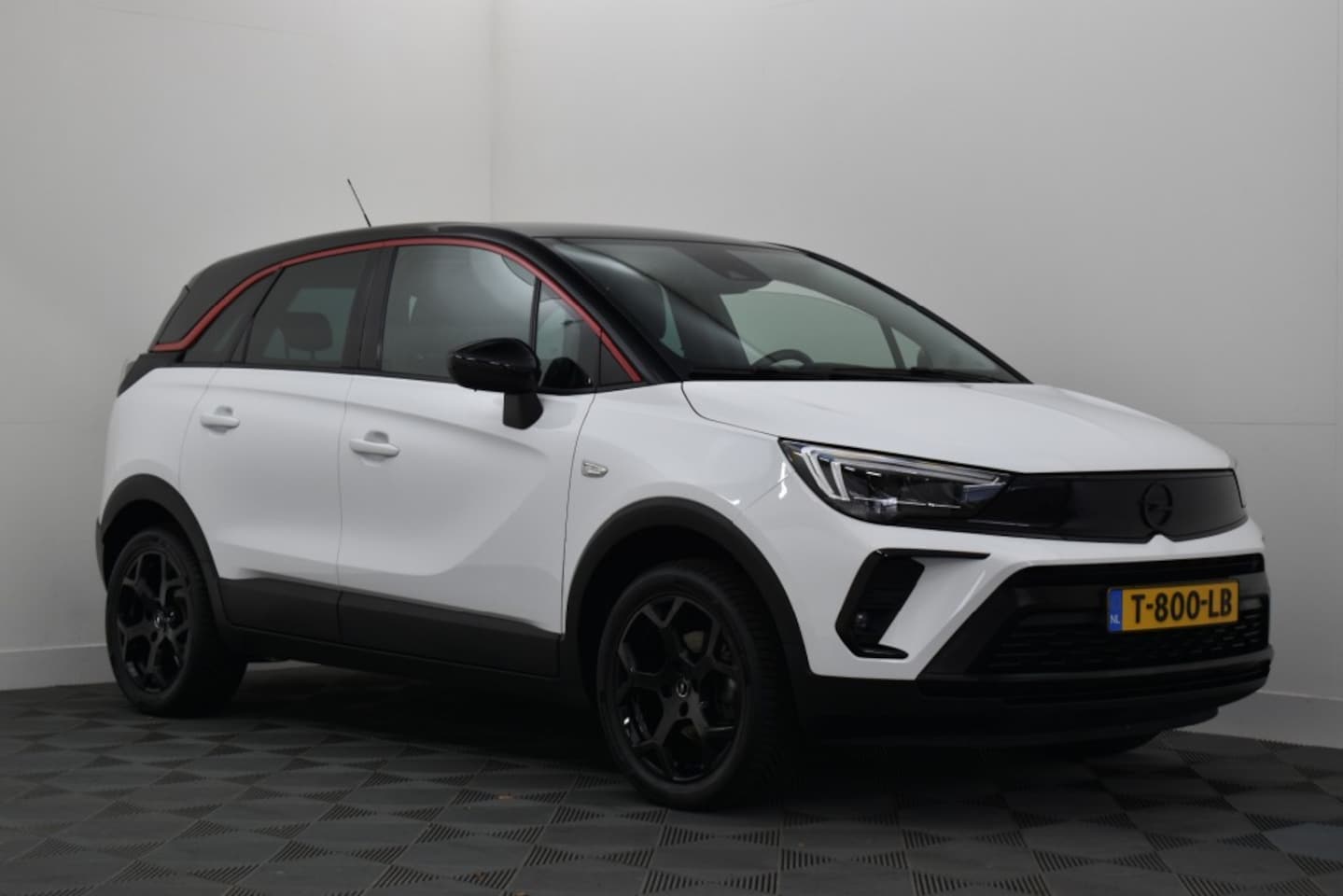 Opel Crossland - 1.2 Turbo GS Line 1.2 TURBO 110PK GS LINE - AutoWereld.nl