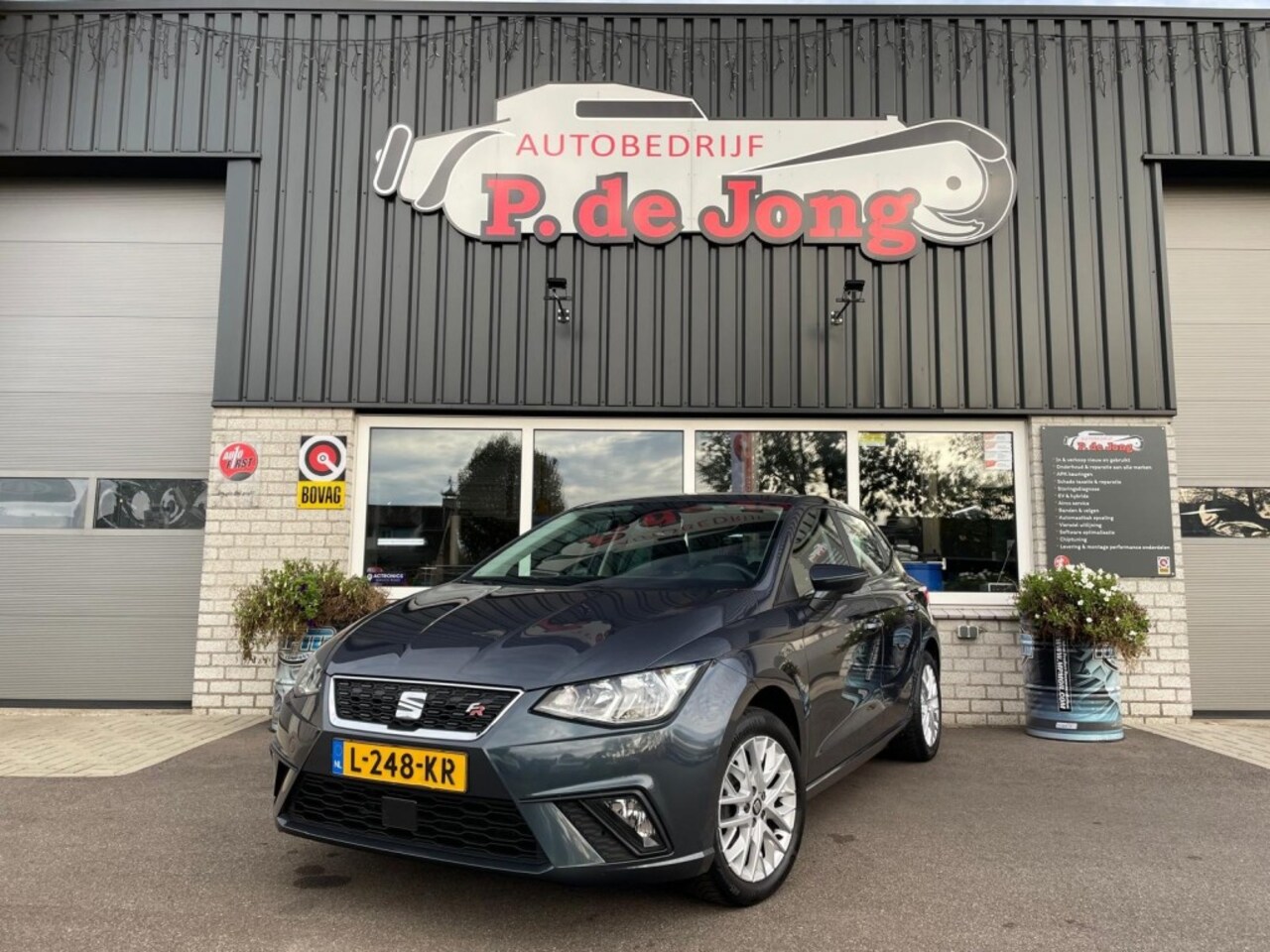 SEAT Ibiza - 1.0 TSI Business intense, Stoelverwarming, Stuurwielbediening, DAB+, PDC - AutoWereld.nl