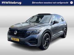 Volkswagen Touareg - 3.0 TSi eHybrid 4MOTION R / AUTOMAAT/ PANO/ 462PK/ LUCHTVERING/ LEER/ HEAD-UP DISPLAY/ ADA