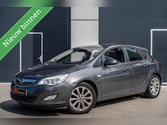 Opel Astra - 1.4 Turbo Anniversary Edition Navi|Trekhaak