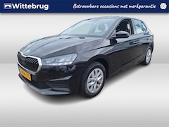 Skoda Fabia - 1.0 TSI Ambition LM 15" , LED koplampen, cruise control