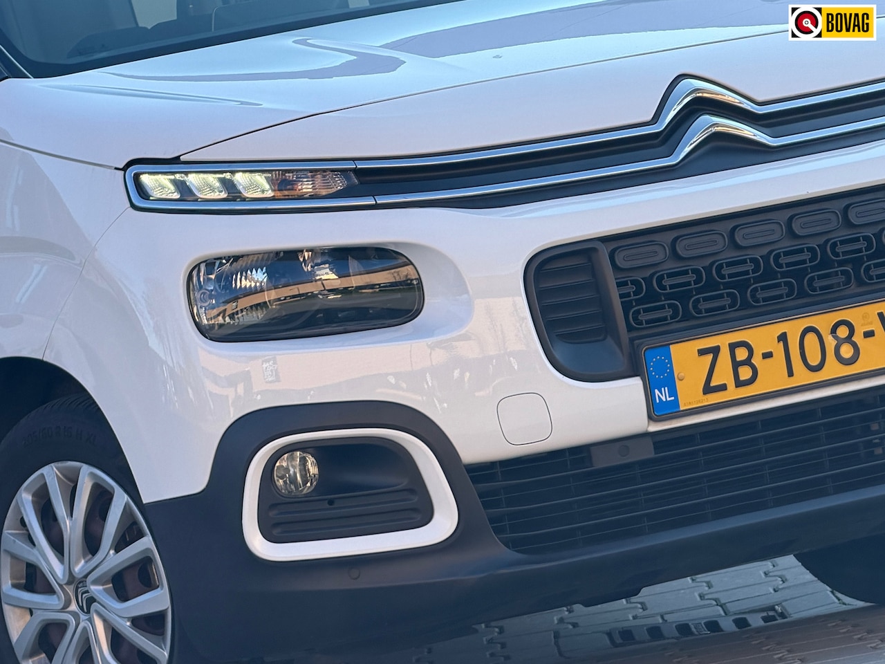 Citroën Berlingo - 1.2 PureTech Feel So Good - Blanc Glacier - Nav/Carplay/Cruise - AutoWereld.nl