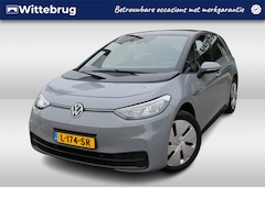 Volkswagen ID.3 - Life 58 kWh Navigatie / Parkeersensoren Voor & Achter / Stuur & Stoelverwarming / Lane Ass