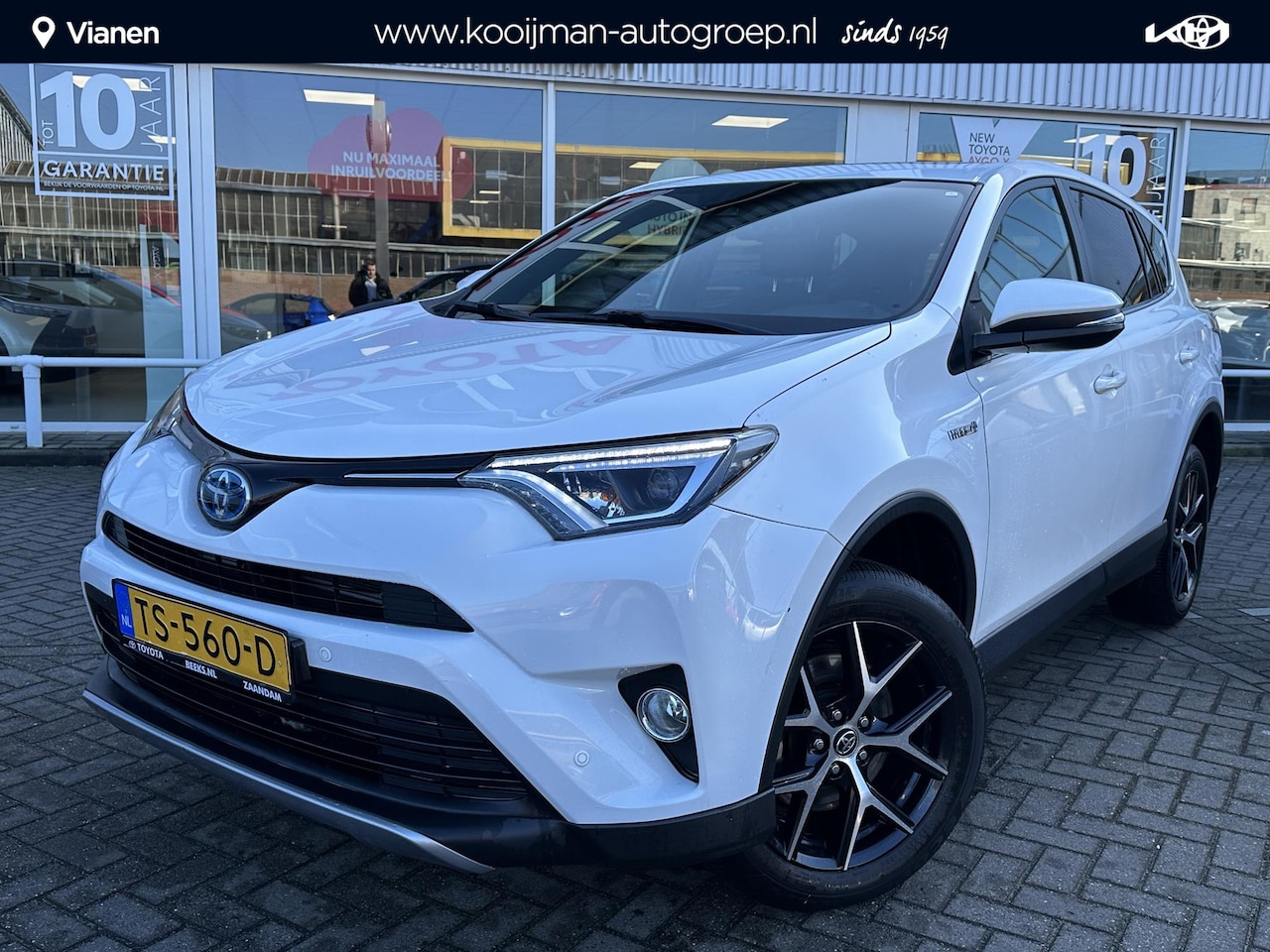 Toyota RAV4 - 2.5 Hybrid AWD Style Schuif/-kanteldak! Keyless, navigatie, adaptieve cruise control, acht - AutoWereld.nl
