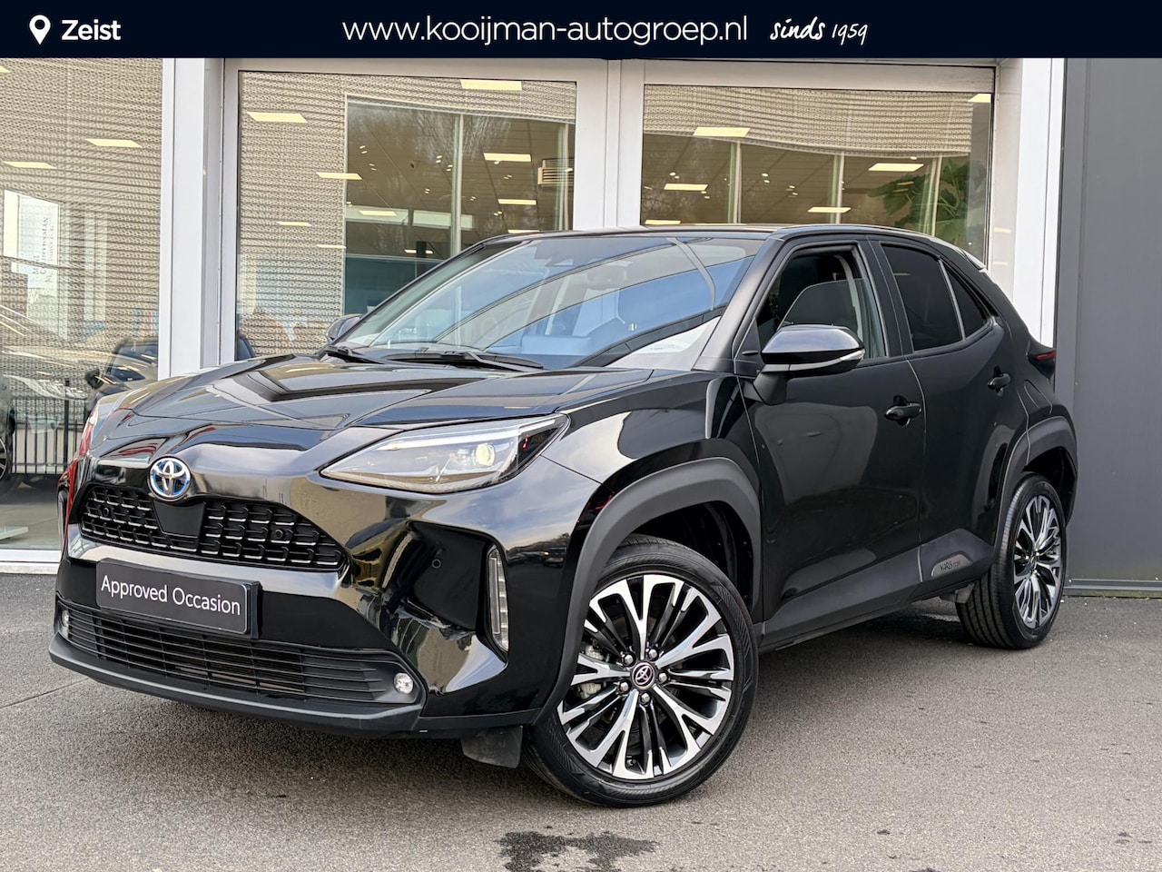 Toyota Yaris Cross - 1.5 Hybrid Executive 18 inch | Panoramadak | Half leder | Parkeersensoren rondom - AutoWereld.nl