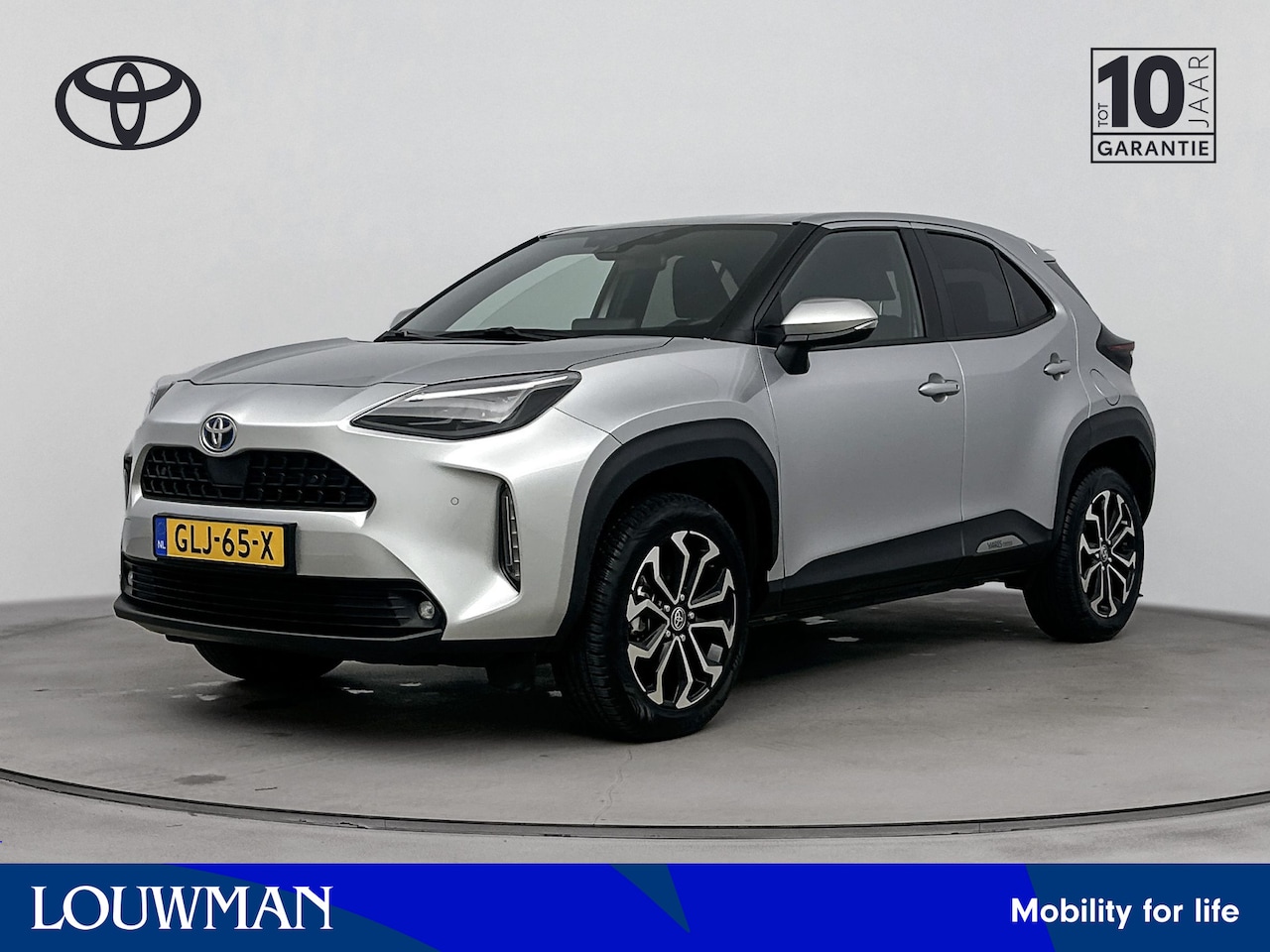 Toyota Yaris Cross - 1.5 Hybrid Dynamic Limited | Stoel-/Stuurverwarming | Apple Carplay/Android Auto | Parkeer - AutoWereld.nl