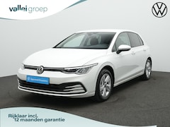 Volkswagen Golf - 1.5 eTSI 150 pk DSG Life | Trekhaak | Stoelverwarming | Adaptive Cruise | Navigatie