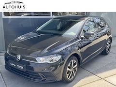 Volkswagen Polo - 1.0 TSI 95pk H5 Life Business Climate Control Stoelverwarming Camera 16" Velgen Navigatie
