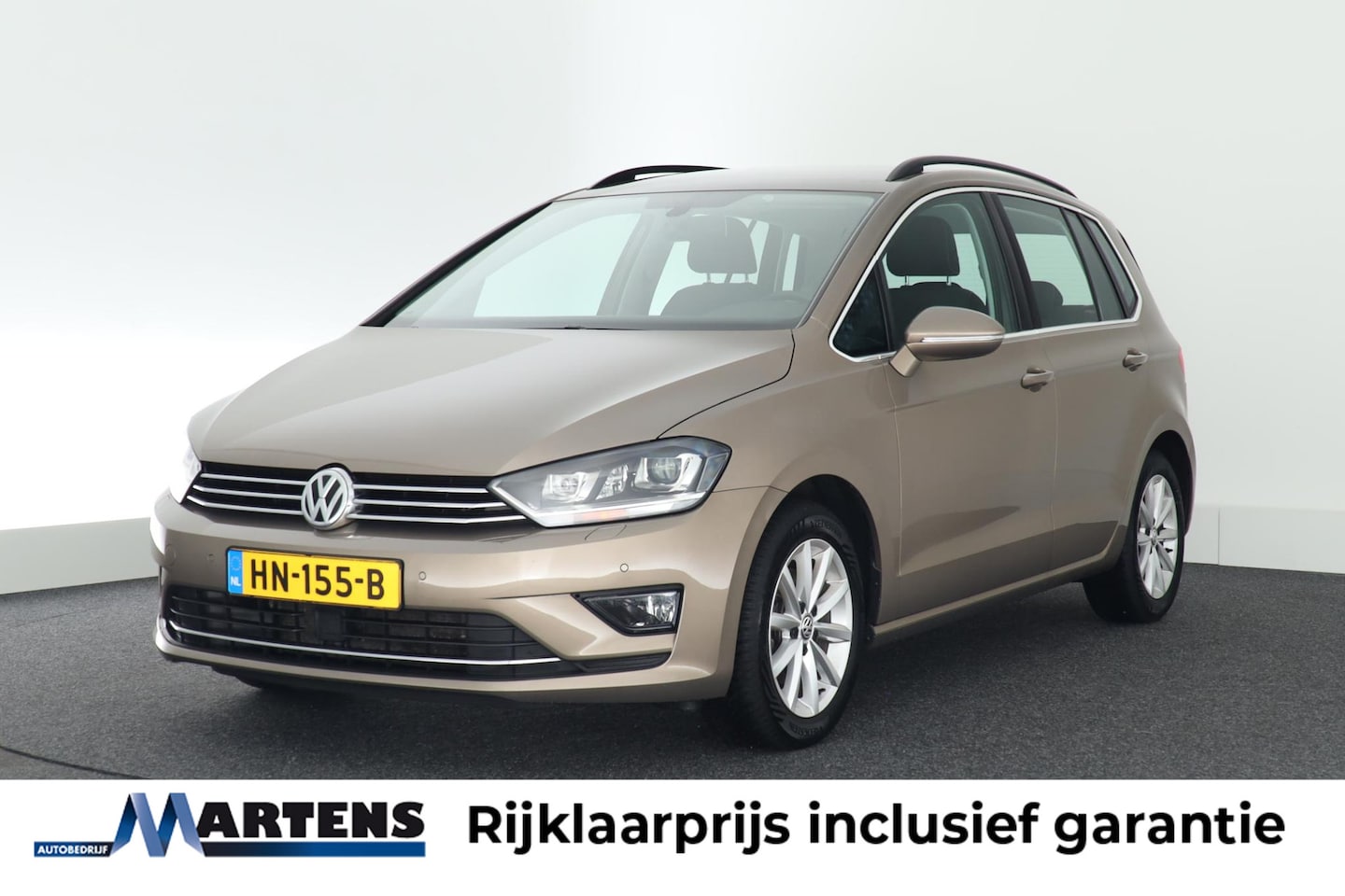 Volkswagen Golf Sportsvan - 1.4 TSI 125pk H6 Highline Trekhaak Xenon Stoelverwarming Navigatie - AutoWereld.nl