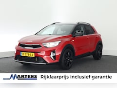 Kia Stonic - 1.0 T-GDi 101pk MHEV DynamicLine Stoelverwarming Camera Navigatie