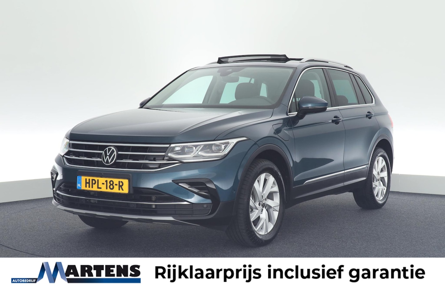 Volkswagen Tiguan - 1.4 TSI 245pk eHybrid Elegance Trekhaak 360Camera Keyless Virtual Cockpit Navigatie Panora - AutoWereld.nl