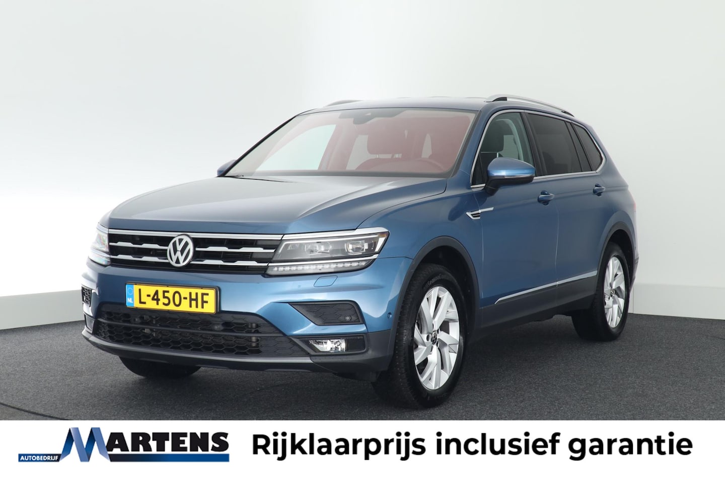 Volkswagen Tiguan Allspace - 2.0 TDI 150pk DSG Comfortline Business 7Pers. Trekhaak Camera Keyless Stoelverwarming Virt - AutoWereld.nl