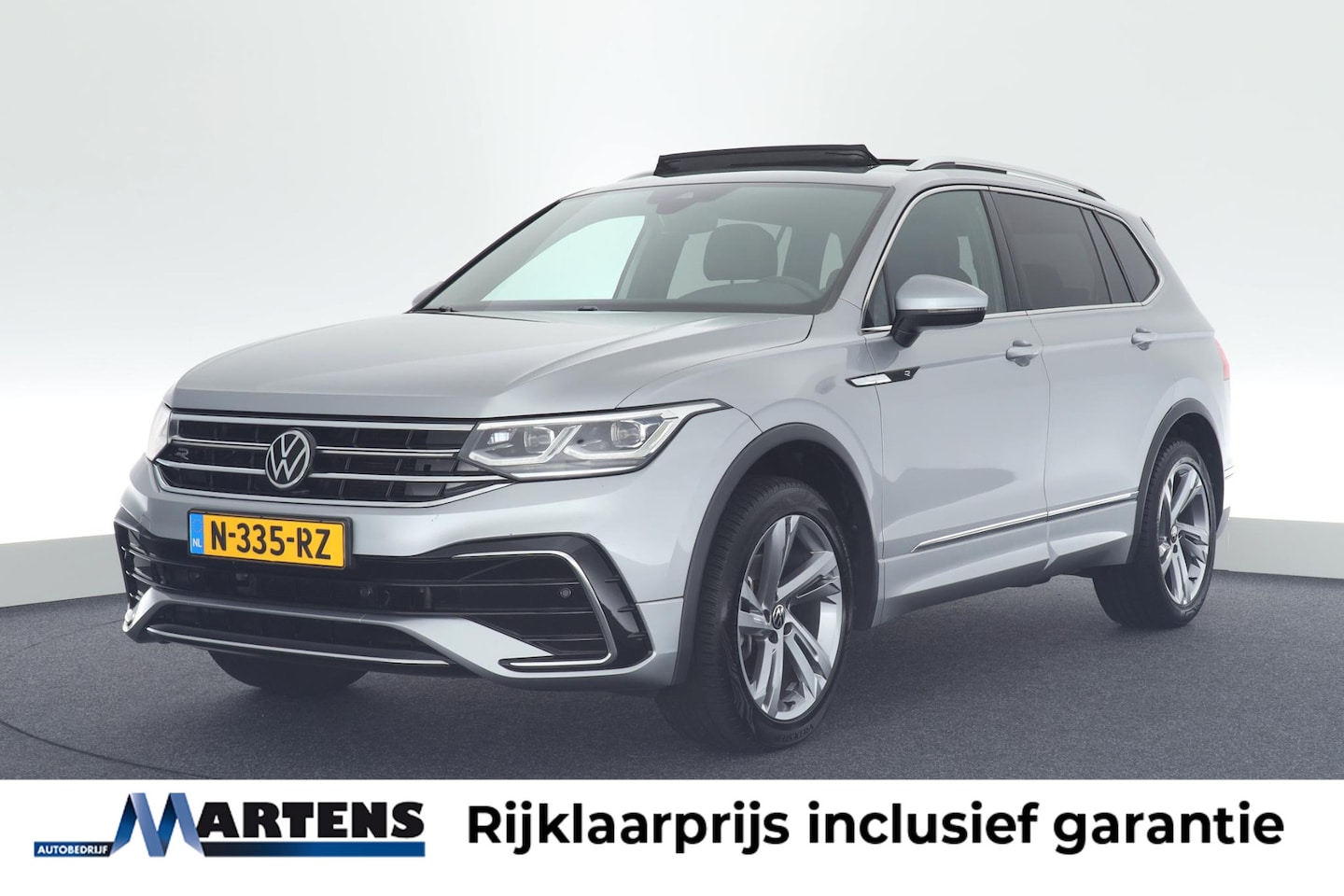 Volkswagen Tiguan Allspace - 1.5 TSI 150pk DSG R-Line Business+ 7Pers. Camera Keyless Led Stoelverwarming Virtual Cockp - AutoWereld.nl