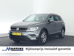 Volkswagen Tiguan - 1.4 TSI 150pk Sound Trekhaak Navigatie Stoelverwarming
