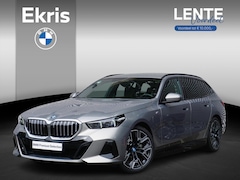 BMW 5-serie Touring - 530e | M Sportpakket | Trekhaak | Driving Assistant Plus | Lentevoordeel