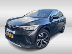 Volkswagen ID.4 - First 77 kWh / SoH 89, 2% / Trekhaak / Camera / Apple CarPlay / DAB / 20'' / LED / Alcanta
