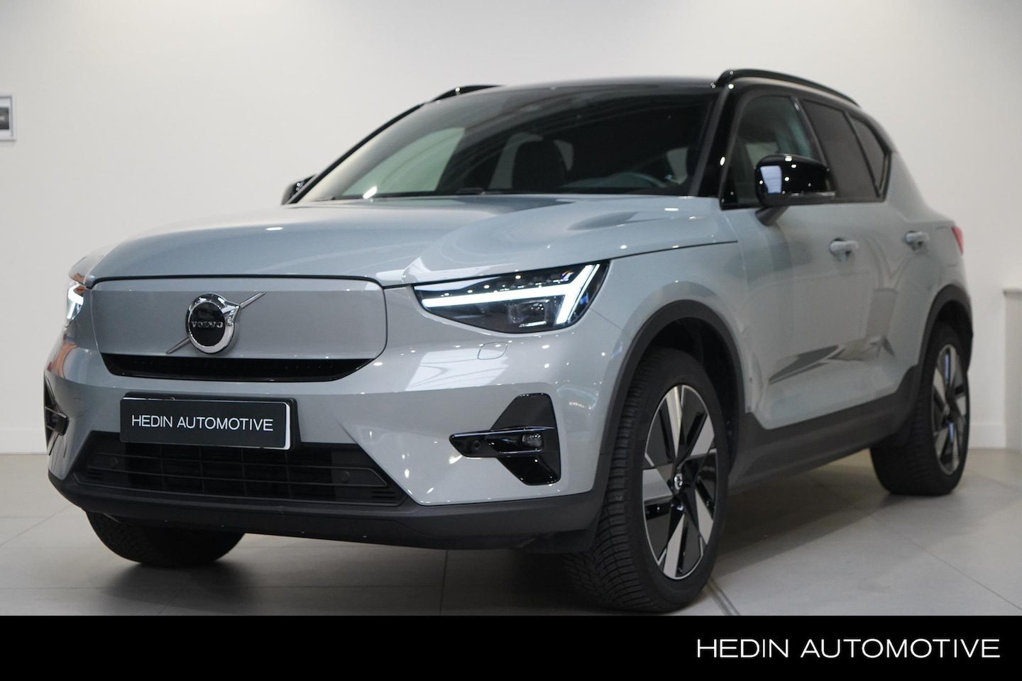 Volvo EX40 - Single Motor Extended Range Plus 252pk | SOH 100%| Stoel & Stuur verwarming | Elektrische - AutoWereld.nl