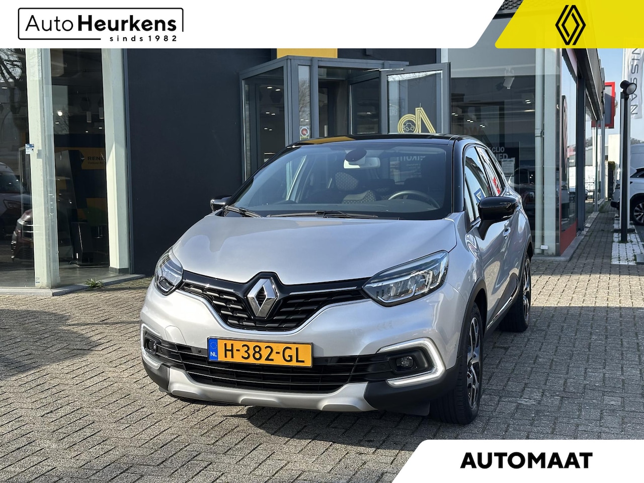 Renault Captur - TCe 130 Intens l AUTOMAAT l two-tone l achteruitrijcamera - AutoWereld.nl