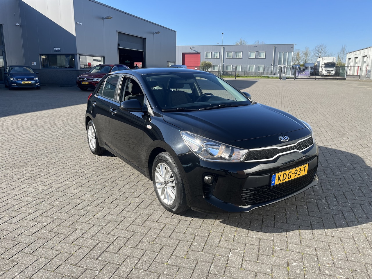 Kia Rio - 1.2 CVVT EconomyLine 17 DKM Navi lmv pdc - AutoWereld.nl