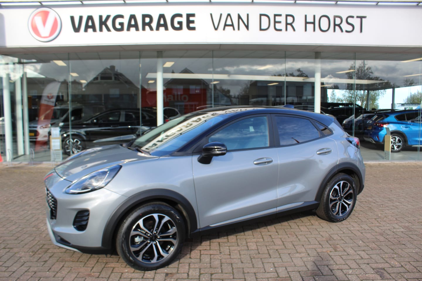 Ford Puma - 1.0-125pk EcoBoost Hybrid Titanium Nieuw Model Naviagtie , Camera , Stoel , Stuur en Voorr - AutoWereld.nl
