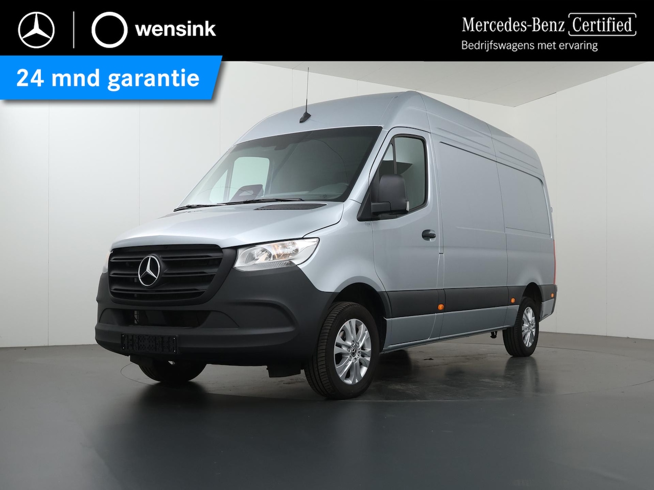 Mercedes-Benz Sprinter - 317 CDI | Aut. | L2 H2 | Pro | 3500KG. AHW | Parkeercamera | 3-zits | Trekhaak | LM Velgen - AutoWereld.nl
