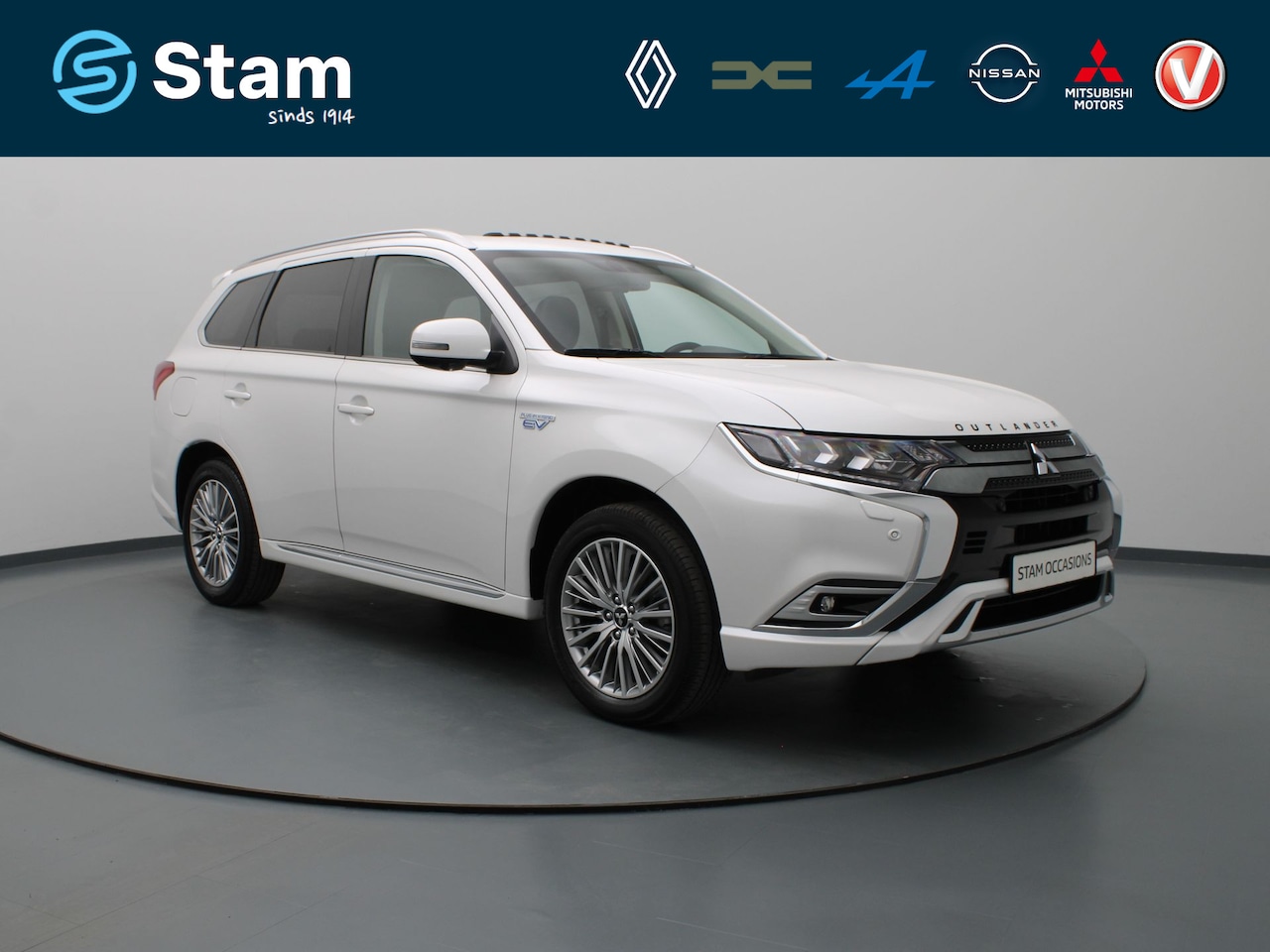 Mitsubishi Outlander - PHEV Intense+ 225pk LPG-G3 360° Camera | Parkeersens. v+a | Stoel-/stuurverw. | Panoramada - AutoWereld.nl