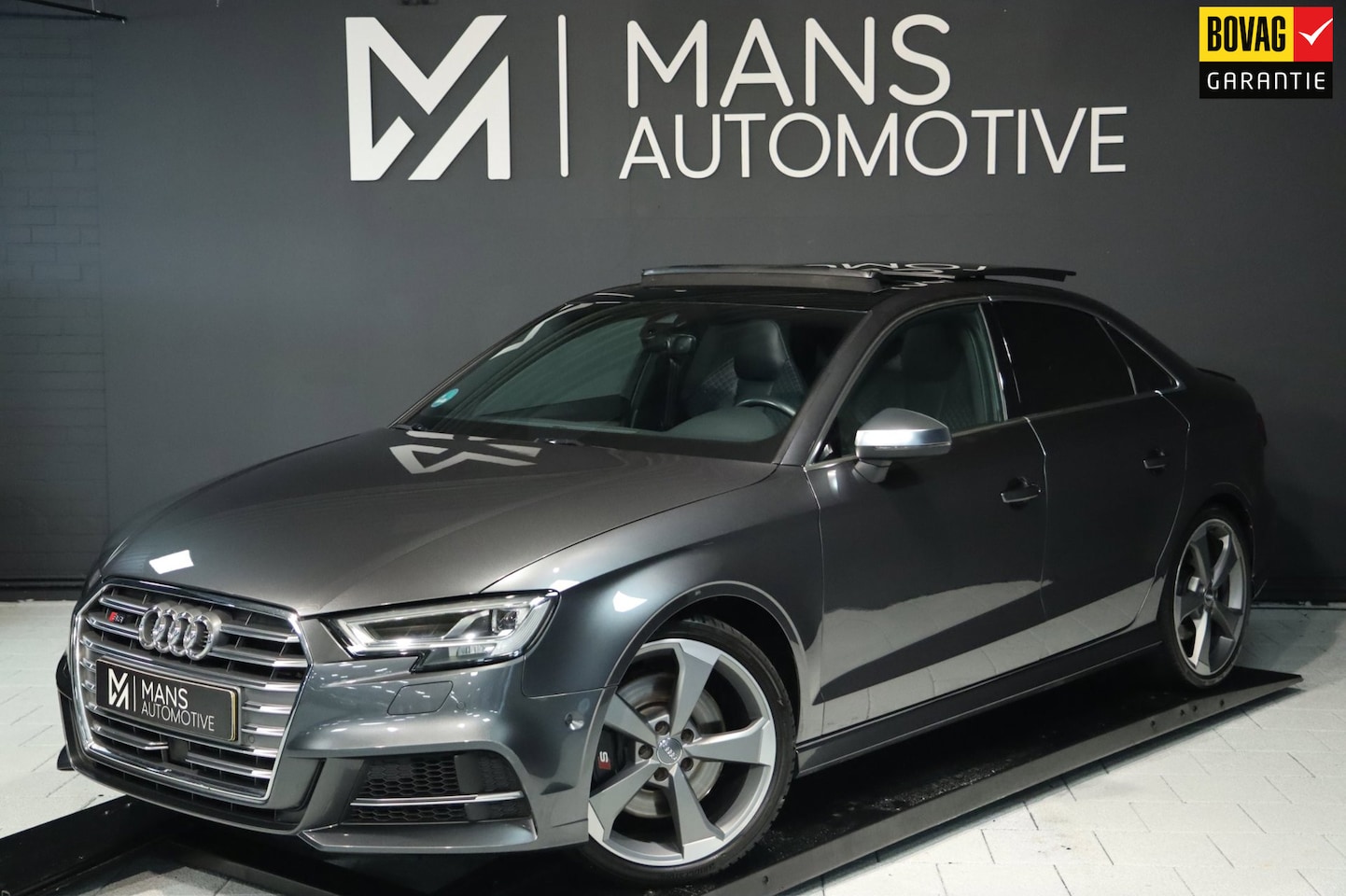 Audi A3 Limousine - 2.0 TFSI S3 quattro 300PK / PANO / VIRTUAL / RS SEATS / ACC / B&O / KEYLESS - AutoWereld.nl